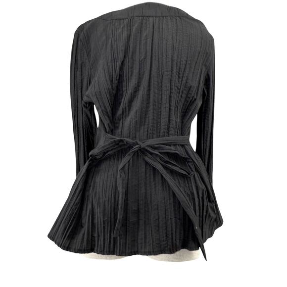 St. John’s Bay Black Button-Up Blouse Women’s Size Large Crinkle Texture - Picture 5 of 6